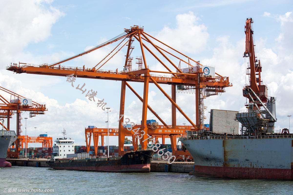 湖南常德岸橋廠家岸橋適應(yīng)性廣，操作方便